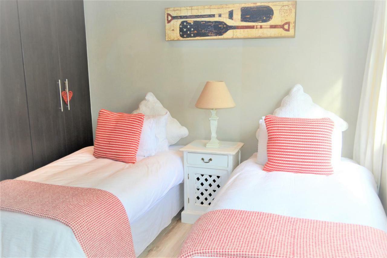 Umhlanga Getaways Apartment Дърбан Екстериор снимка